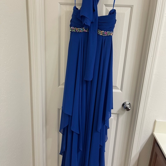 TONY BOWLS PROM style dress - Picture 4 of 10